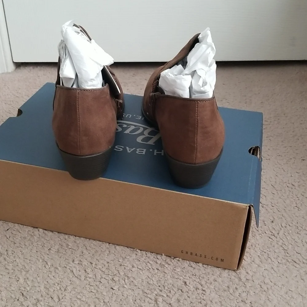 NWB G.H. Bass & Co. Chestnut Ruched Erica Ankle Boot